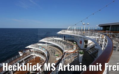 Heckblick MS Artania mit Freidecks
