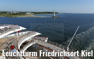 Leuchtturm Friedrichsort Kiel MS Artania