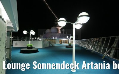 Lounge Sonnendeck Artania bei Nacht