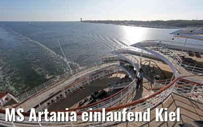 MS Artania einlaufend Kiel
