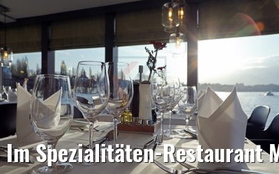 Im Spezialitäten-Restaurant MS Asara
