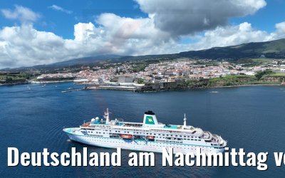 Deutschland am Nachmittag vor Angra do Heroismo, Terceira