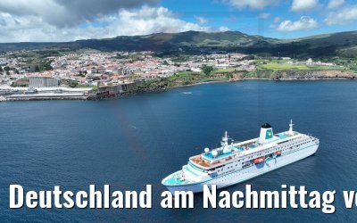 Deutschland am Nachmittag vor Angra do Heroismo, Terceira