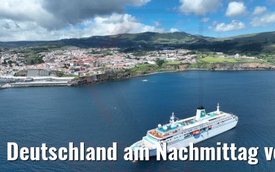 Deutschland am Nachmittag vor Angra do Heroismo, Terceira