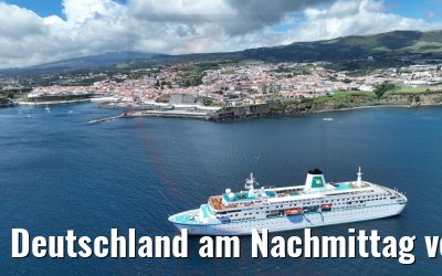 Deutschland am Nachmittag vor Angra do Heroismo, Terceira