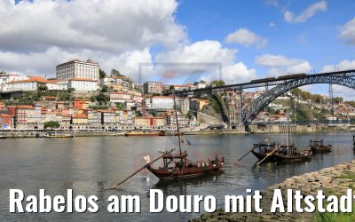 Rabelos am Douro mit Altstadt Ribeira Porto 25.09.2020