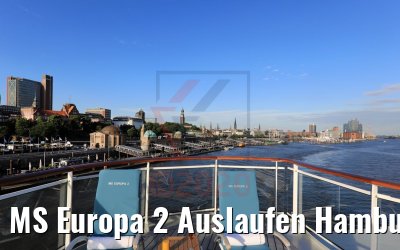 MS Europa 2 Auslaufen Hamburg 30.07.2020 mit Landungsbrücken