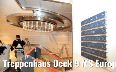Treppenhaus Deck 9 MS Europa 2 Werft