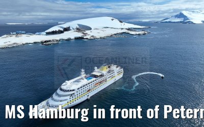 MS Hamburg in front of Peterman Island 25.01.2023