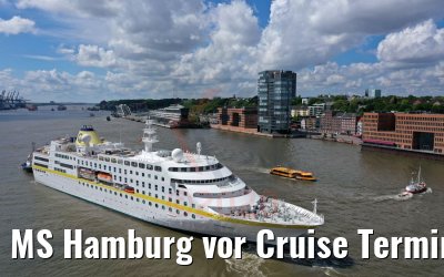 MS Hamburg vor Cruise Terminal Altona 19.05.2020