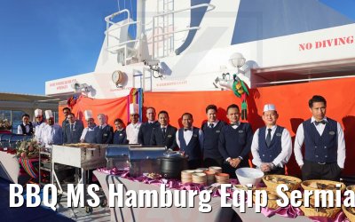 BBQ MS Hamburg Eqip Sermia Ice Fjord