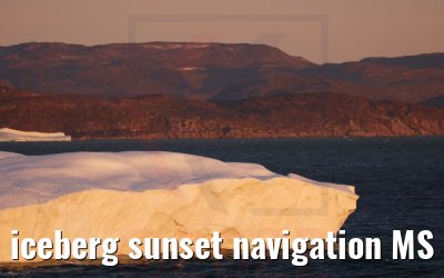 iceberg sunset navigation MS Hamburg