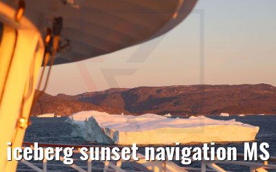 iceberg sunset navigation MS Hamburg