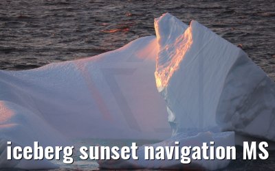 iceberg sunset navigation MS Hamburg