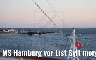 MS Hamburg vor List Sylt morgens 12.10.2021