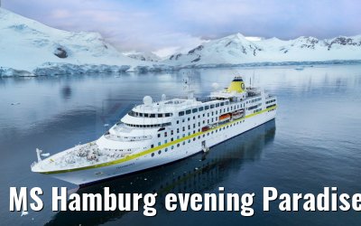 MS Hamburg evening Paradise Bay, Antarctica 23.01.2023