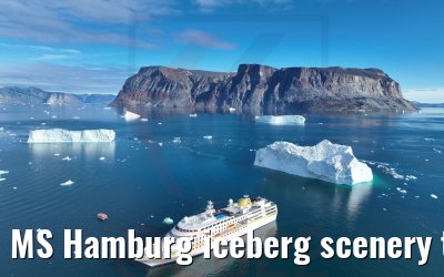 MS Hamburg iceberg scenery tender boat Uummannaq 04.09.2022