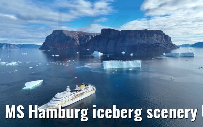MS Hamburg iceberg scenery Uummannaq 04.09.2022