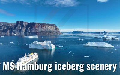 MS Hamburg iceberg scenery Uummannaq 04.09.2022