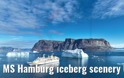 MS Hamburg iceberg scenery Uummannaq 04.09.2022