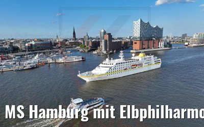 MS Hamburg mit Elbphilharmonie 13.07.2022