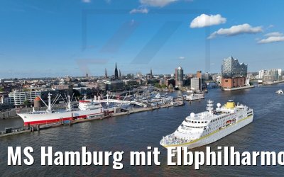 MS Hamburg mit Elbphilharmonie und Cap San Diego 13.07.2022