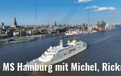 MS Hamburg mit Michel, Rickmer Rickmers, Cap San Diego und Elphi 13.07.2022