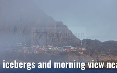 icebergs and morning view near Qeqertarsuaq, Greenland 06.08.2024
