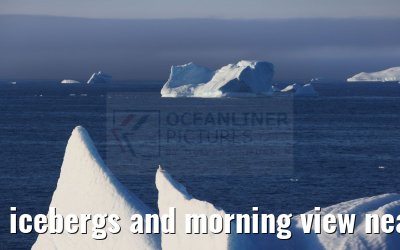 icebergs and morning view near Qeqertarsuaq, Greenland 06.08.2024