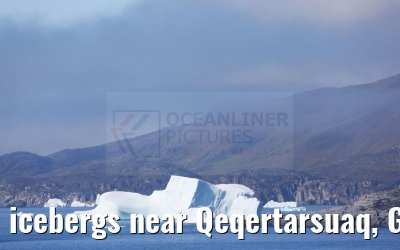 icebergs near Qeqertarsuaq, Greenland 06.08.2024