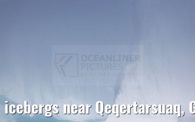 icebergs near Qeqertarsuaq, Greenland 06.08.2024