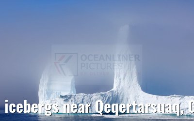 icebergs near Qeqertarsuaq, Greenland 06.08.2024