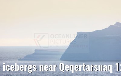 icebergs near Qeqertarsuaq 12.08.2024