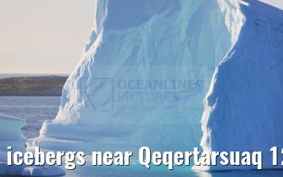 icebergs near Qeqertarsuaq 12.08.2024