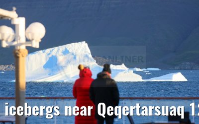 icebergs near Qeqertarsuaq 12.08.2024