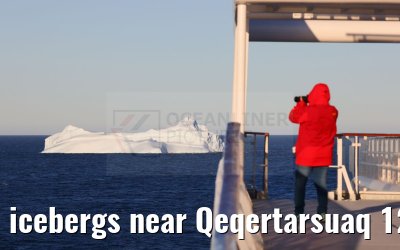 icebergs near Qeqertarsuaq 12.08.2024