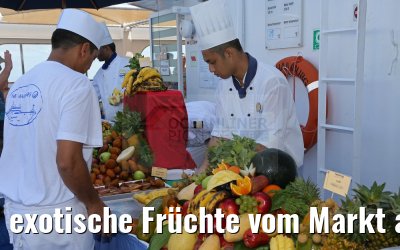 exotische Früchte vom Markt aus Thailand MS Hamburg 28.01.2016