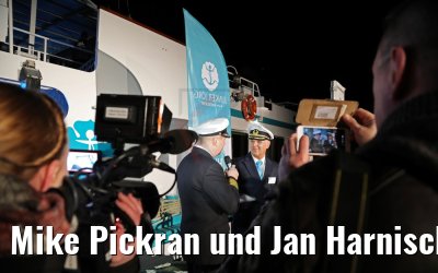 Mike Pickran und Jan Harnisch am Taufabend von Junker Joerg in Wittenberg