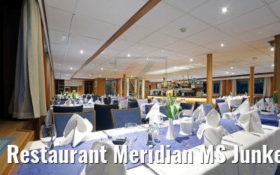 Restaurant Meridian MS Junker Joerg abends eingedeckt