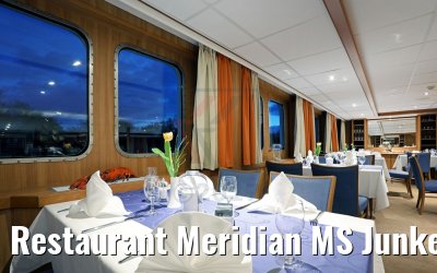 Restaurant Meridian MS Junker Joerg abends eingedeckt