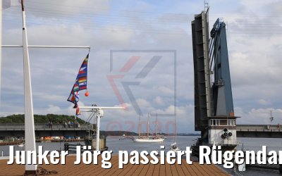 Junker Jörg passiert Rügendammbrücke 02.08.2020