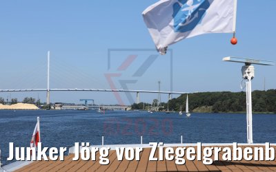 Junker Jörg vor Ziegelgrabenbrücke und Rügenbrücke 07.08.2020