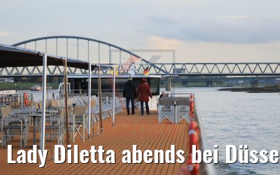 Lady Diletta abends bei Düsseldorf 23.10.2020