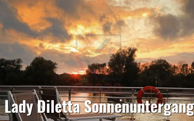 Lady Diletta Sonnenuntergang bei Düsseldorf 23.10.2020