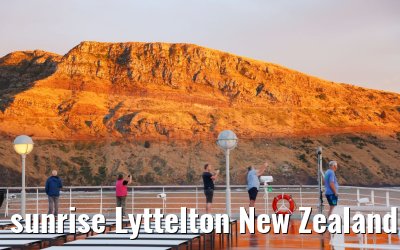 sunrise Lyttelton New Zealand