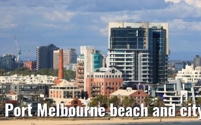 Port Melbourne beach and city skyline 09.03.2023