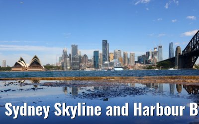 Sydney Skyline and Harbour Bridge Kirribilli lookout