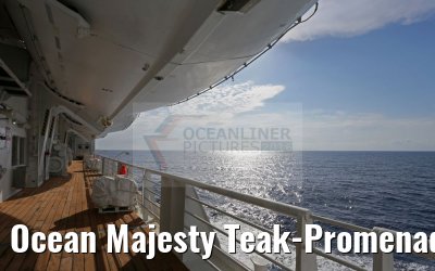 Ocean Majesty Teak-Promenade Abendstimmung 06.05.2016