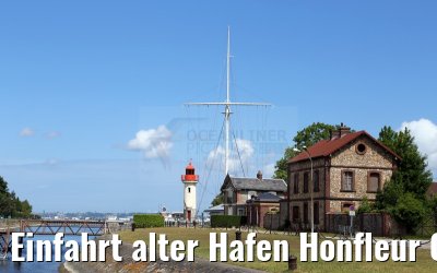 Einfahrt alter Hafen Honfleur 01.06.2015