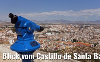 Blick vom Castillo de Santa Barbara in Alicante